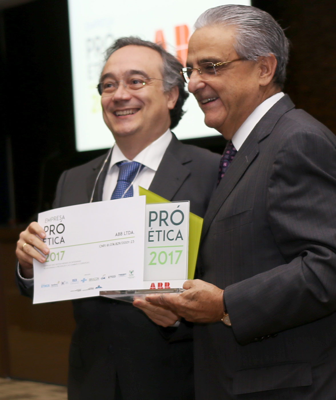 Pro etica award (photo)